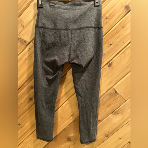 Lululemon Cropped Leggings - Picture 2 of 5